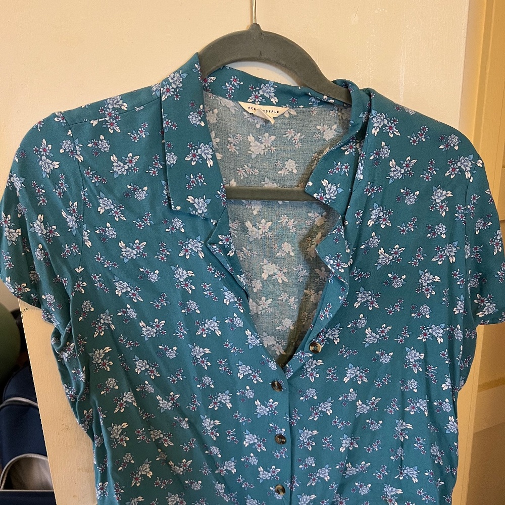 Botton down from Aeropostale